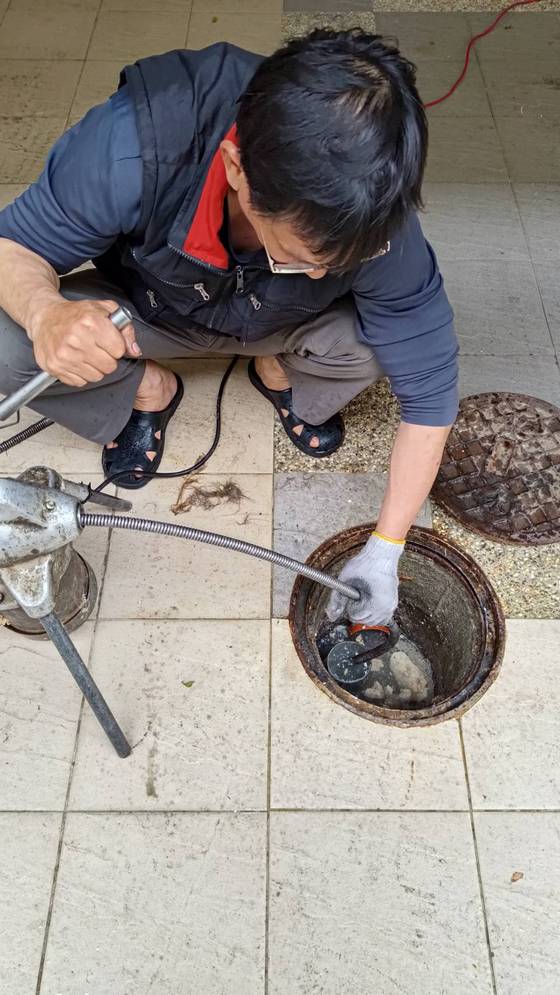 台南通水管,廚房水管阻塞疏通,陰井管路疏通