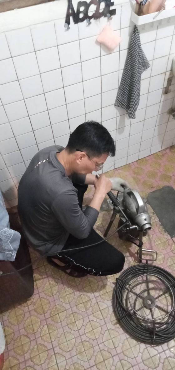台南浴室水管不通阻塞 疏通排水管