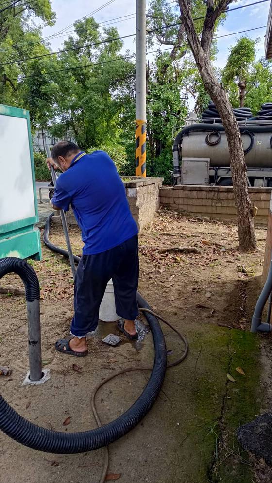 台南抽水肥學校機關配合 清化糞池 抽污水工程