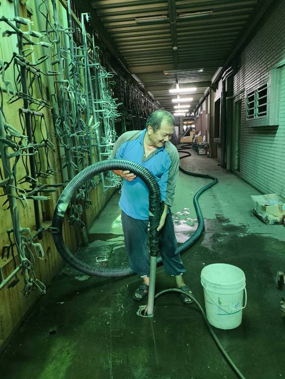台南抽水肥-學校 大樓 機關 社區 公寓清理化糞池 抽水肥定期維護 清糞池