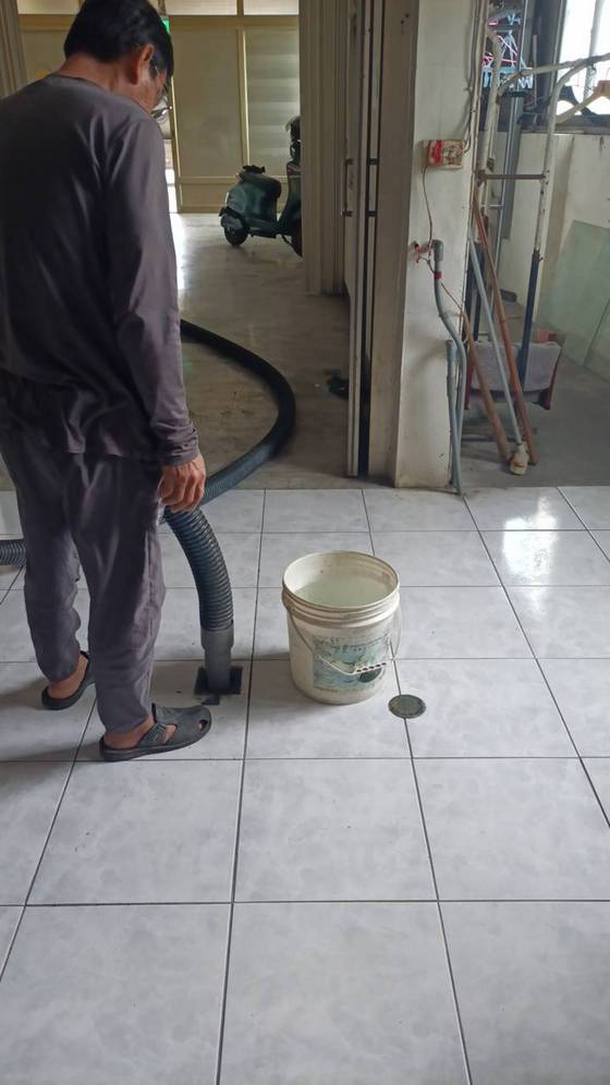 �s������βM�z���T��