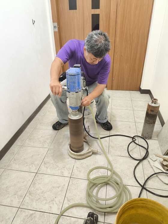�M�~�T���w��u�{���������T���~�լ}�Ω����
